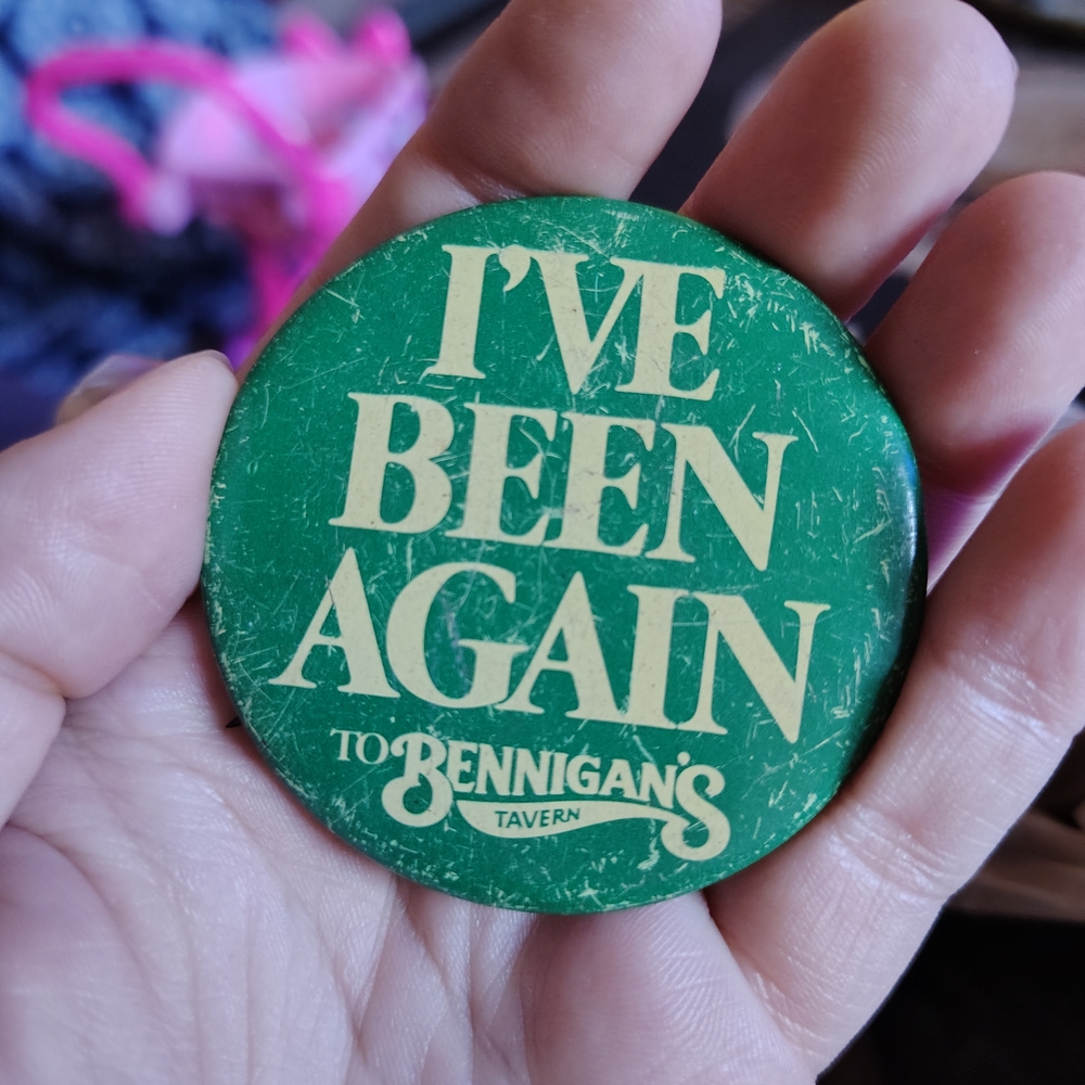 Green Bennigan's Tavern Button